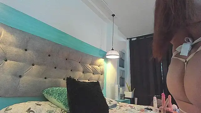 carofox89 online show from January 2025 02:25:02 PM