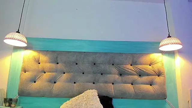 carofox89 online show from March 2025 03:30:01 AM