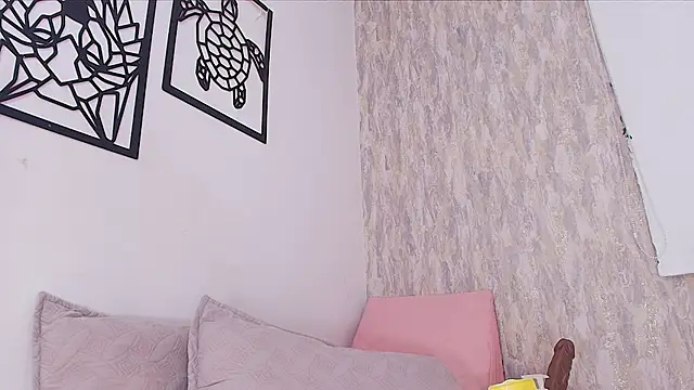 Brandhy v online show from September 2025 12:06:01 PM