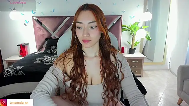  Antonnela  online show from February 2026 08:03:02 PM