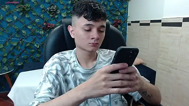 Waturox online show from January 2025 07:03:01 PM