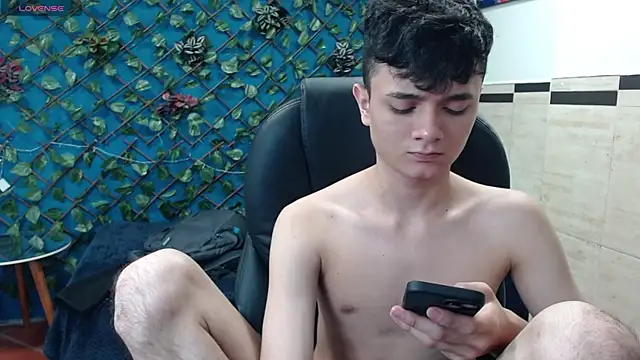 Waturox online show from February 2025 11:04:02 PM