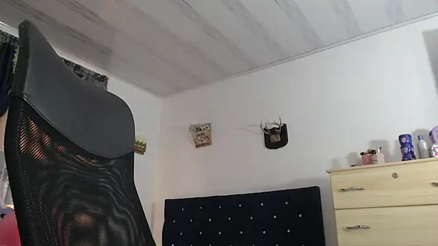 sweet cutetras22 online show from January 2025 01:53:02 PM