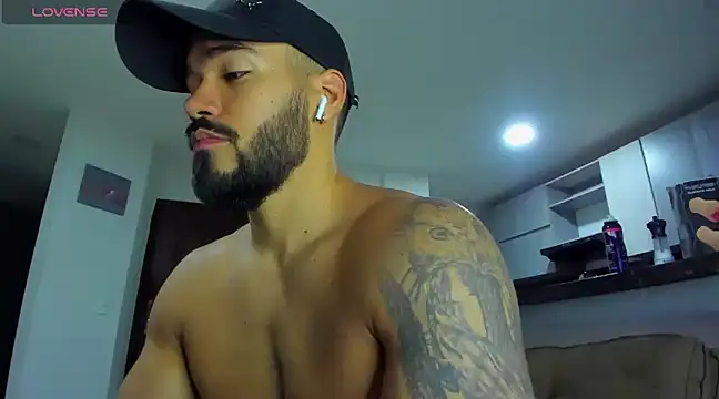 Alexander Martines online show from February 2025 05:25:01 AM