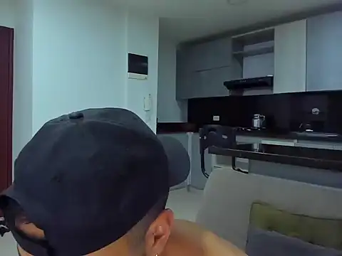 Alexander Martines online show from October 2025 11:27:01 PM