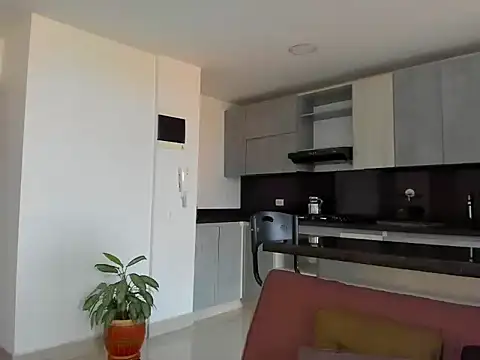 Alexander Martines online show from November 2025 09:40:01 PM