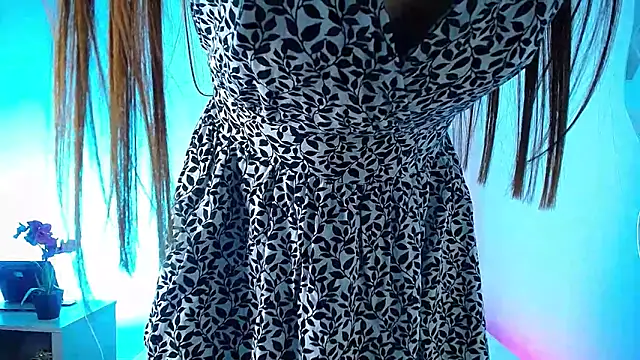 salomee star  online show from December 2024 01:58:01 PM