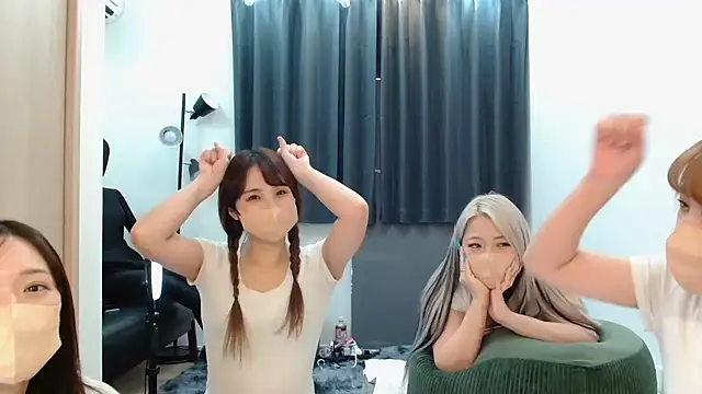 Samourai-Girls1 online show from January 2025 01:20:01 PM