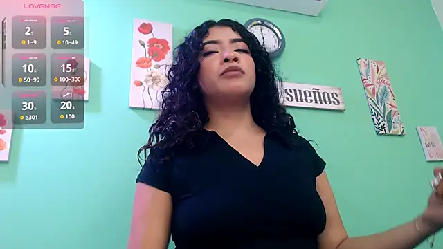 Snapshot of alisontitsmilk19 chatting on November 2025 01:59:02 AM alisontitsmilk19 online show from November 2025 01:59:02 AM