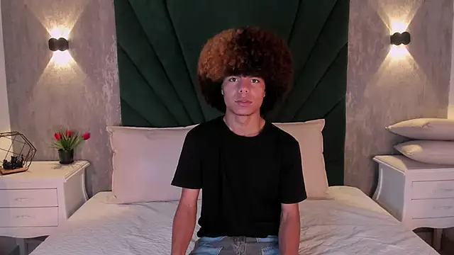 Alexiis Etereo online show from February 2026 07:29:01 PM