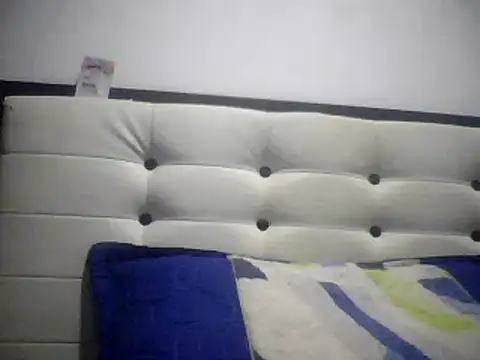 Charlotte cute18 online show from December 2024 05:06:02 AM