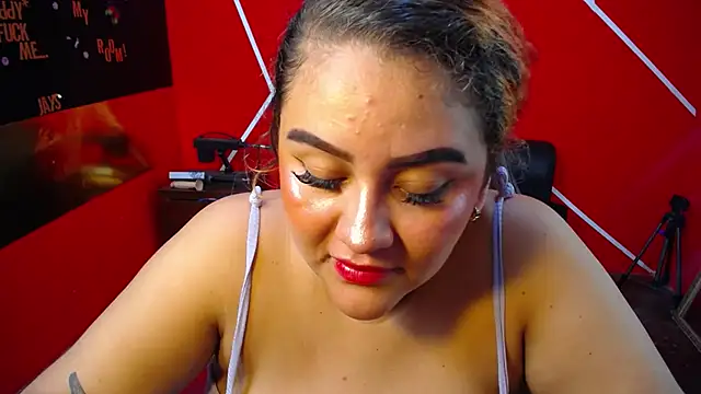 Snapshot of loly_bigbooty4u chatting on February 2026 04:27:02 AM loly bigbooty4u online show from February 2026 04:27:02 AM