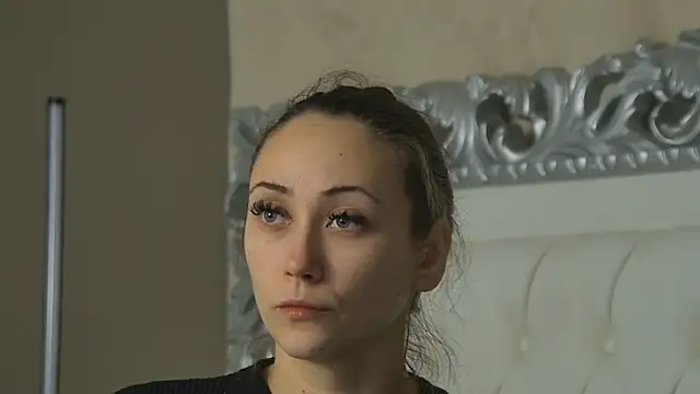 AliceMunro online show from November 2025 06:09:02 PM