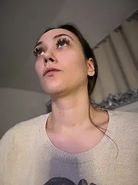 AliceMunro online show from April 2026 08:53:01 PM