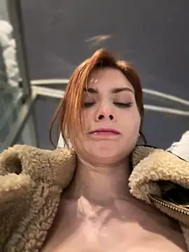 Accole online show from December 2024 05:10:02 PM