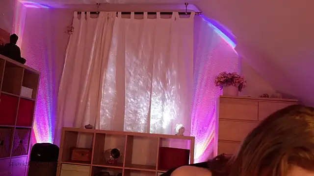 ilucyme online show from February 2025 10:41:01 PM