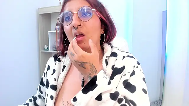 Alliccee online show from December 2024 06:17:02 AM