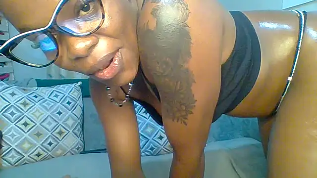 Petite 254 online show from June 2026 01:50:02 AM
