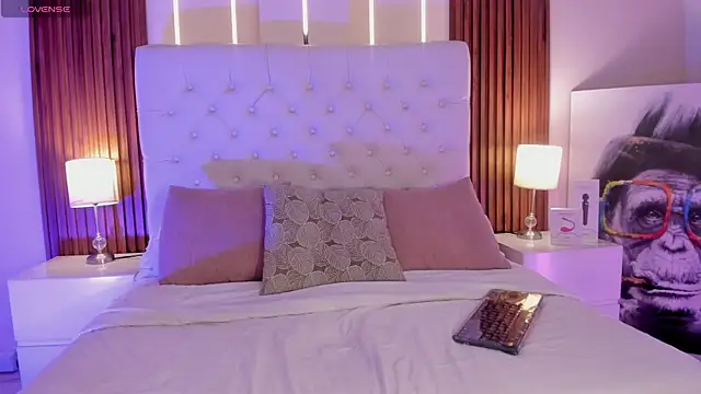 Snapshot of vega_roux chatting on November 2025 07:29:01 AM vega roux online show from November 2025 07:29:01 AM