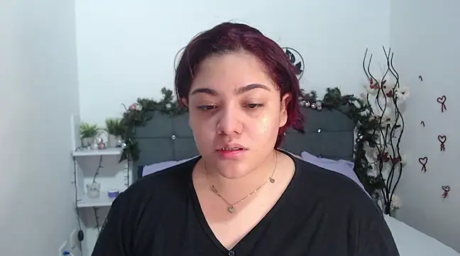 KathyGonzalez online show from December 2024 11:17:01 AM