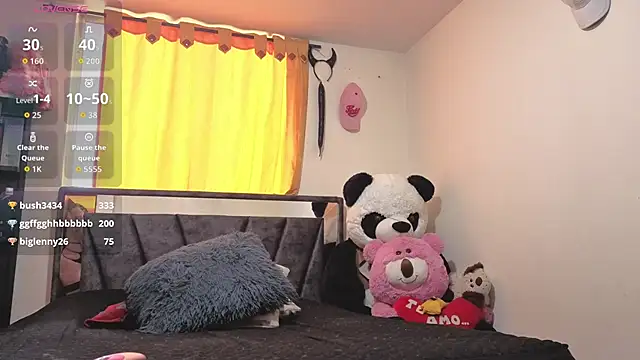 Hotsamantamature online show from September 2025 07:39:02 PM