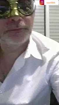 Rose Libertine online show from September 2025 01:00:01 AM