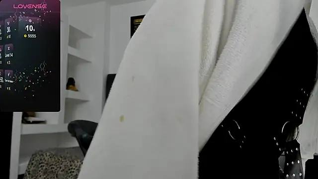 MattRodriguez9 online show from March 2025 04:29:02 PM