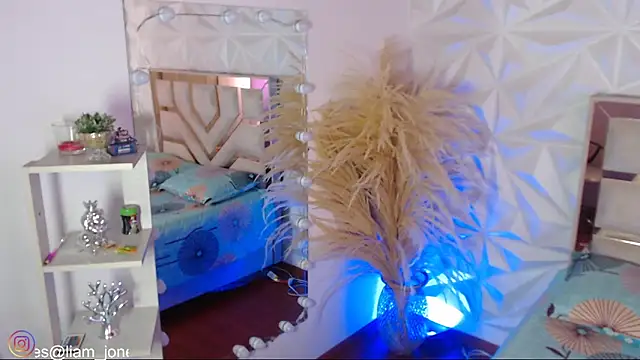 Jonesliam23 online show from February 2026 07:26:02 PM