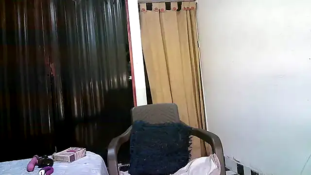 Snapshot of kimmiemm chatting on November 2025 12:13:01 AM kimmiemm online show from November 2025 12:13:01 AM