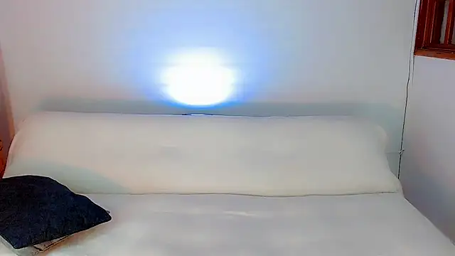 Snapshot of laura_sweett120 chatting on February 2025 11:47:02 PM laura sweett120 online show from February 2025 11:47:02 PM