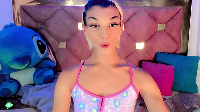 the-horus-girl online show from December 2024 01:42:01 AM