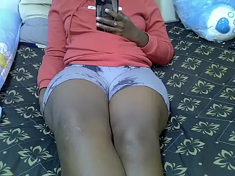 Snapshot of winnie254 chatting on June 2026 11:47:02 AM winnie254 online show from June 2026 11:47:02 AM