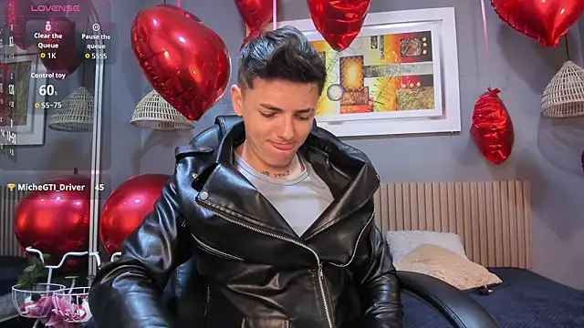 Snapshot of tossetrech chatting on February 2026 03:26:01 AM tossetrech online show from February 2026 03:26:01 AM