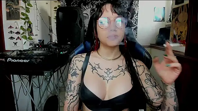 Demongirl6666 online show from March 2025 06:26:02 PM