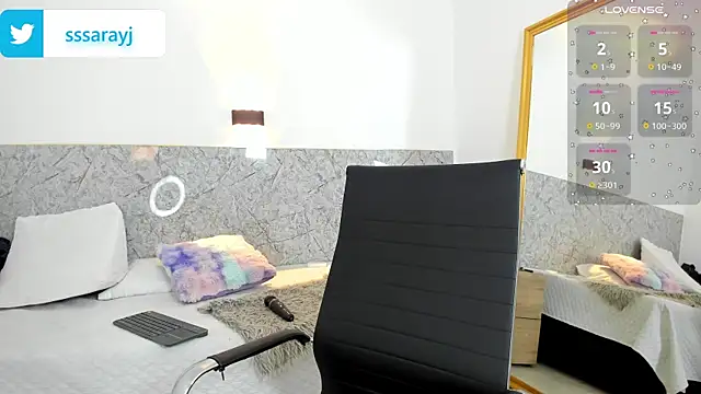 Snapshot of Saraycum chatting on December 2024 07:44:01 PM Saraycum online show from December 2024 07:44:01 PM