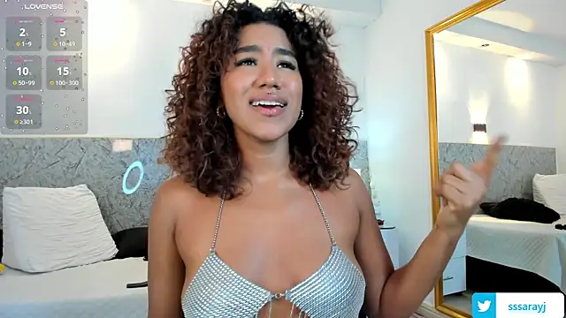 Snapshot of Saraycum chatting on January 2025 07:32:01 PM Saraycum online show from January 2025 07:32:01 PM