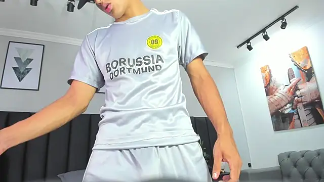 ANGEL NICOLAS online show from January 2025 12:39:01 AM