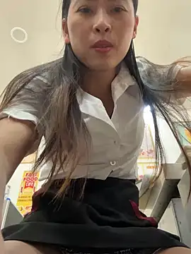 andii-1 online show from February 2025 02:15:01 AM