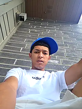 Yoko0381 online show from October 2025 06:27:02 PM