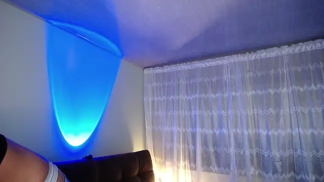 Snapshot of peyton_golden1 chatting on February 2025 04:07:01 AM peyton golden1 online show from February 2025 04:07:01 AM