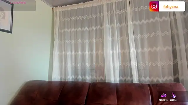 Snapshot of peyton_golden1 chatting on September 2025 09:58:01 PM peyton golden1 online show from September 2025 09:58:01 PM