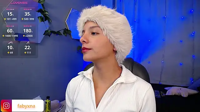 Snapshot of peyton_golden1 chatting on November 2025 03:09:01 AM peyton golden1 online show from November 2025 03:09:01 AM