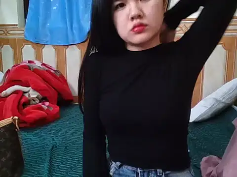 Yin-girl online show from February 2025 11:42:02 AM