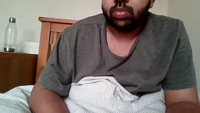 Snapshot of whoreboi98 chatting on April 2026 10:18:02 AM whoreboi98 online show from April 2026 10:18:02 AM