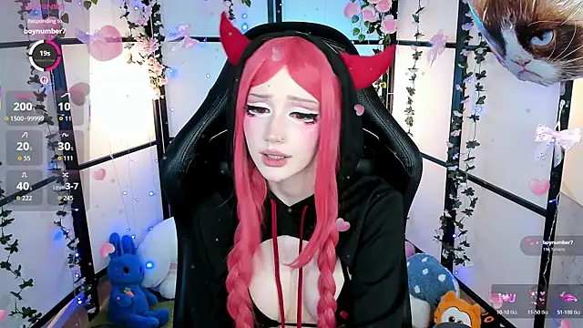 LilithLin online show from November 2025 11:59:01 PM