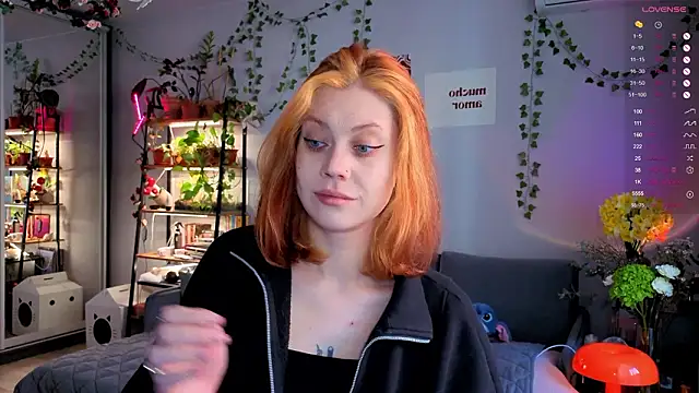 Snapshot of Your_Corvus chatting on March 2026 08:18:01 AM Your Corvus online show from March 2026 08:18:01 AM