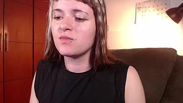 NEXT DOOR GIRL  online show from November 2025 10:21:01 PM