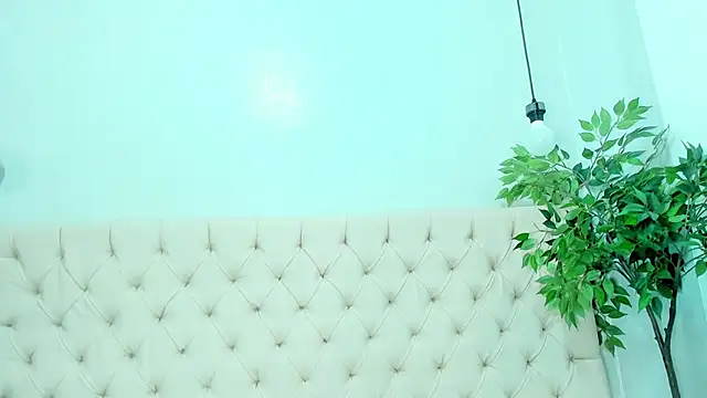 Briyit Doll online show from December 2024 08:36:02 PM