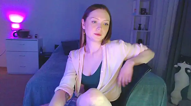 Allaria online show from February 2025 07:37:02 PM