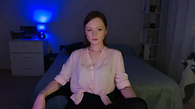 Snapshot of Allaria chatting on May 2026 05:20:02 PM Allaria online show from May 2026 05:20:02 PM